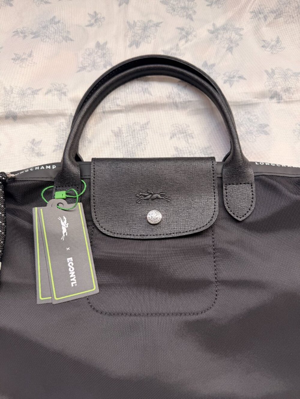 Longchamp Eco-Friendly Tote Bag - Picture 2 of 8